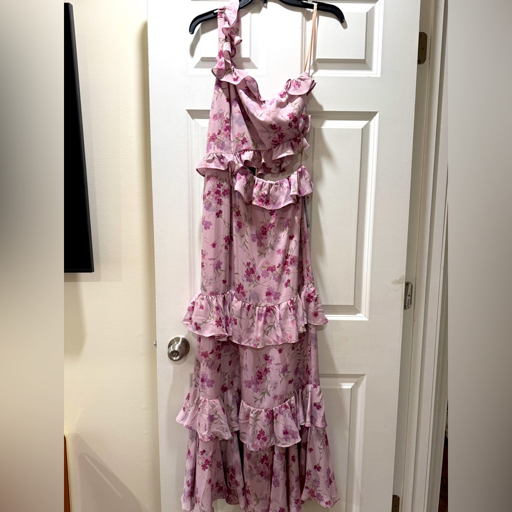 WAYF dress size M